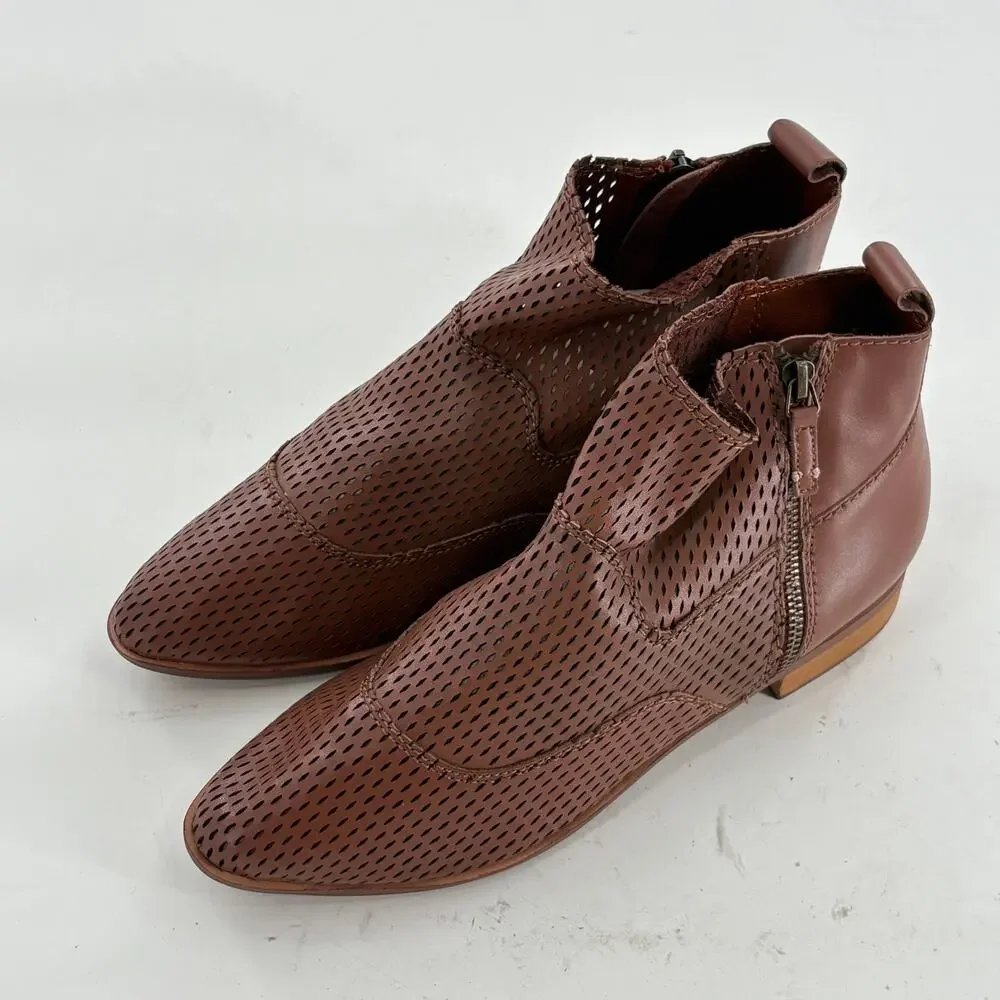 Kelsi Dagger Alaska Perforated Leather Ankle Boots 10 NWOT Booties Auburn Brown